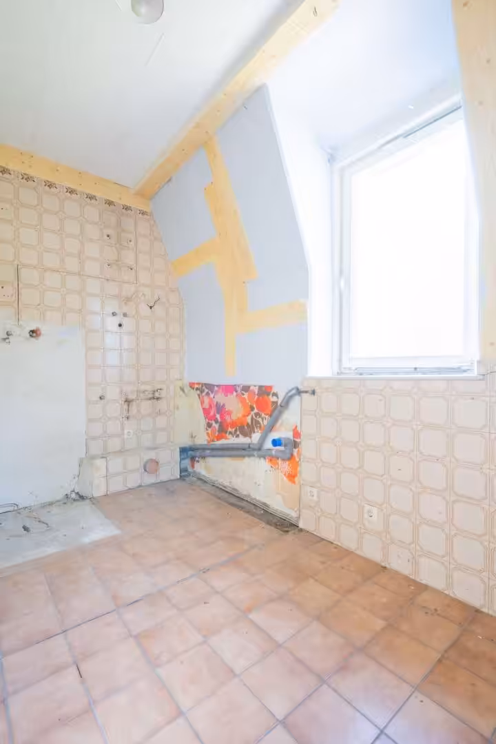 ehemaliges Badezimmer